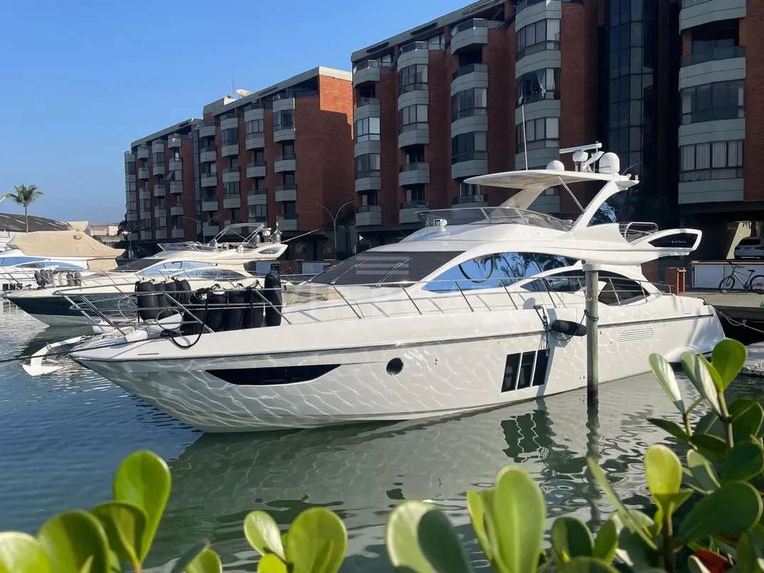 vip-boat-azimut-60-1